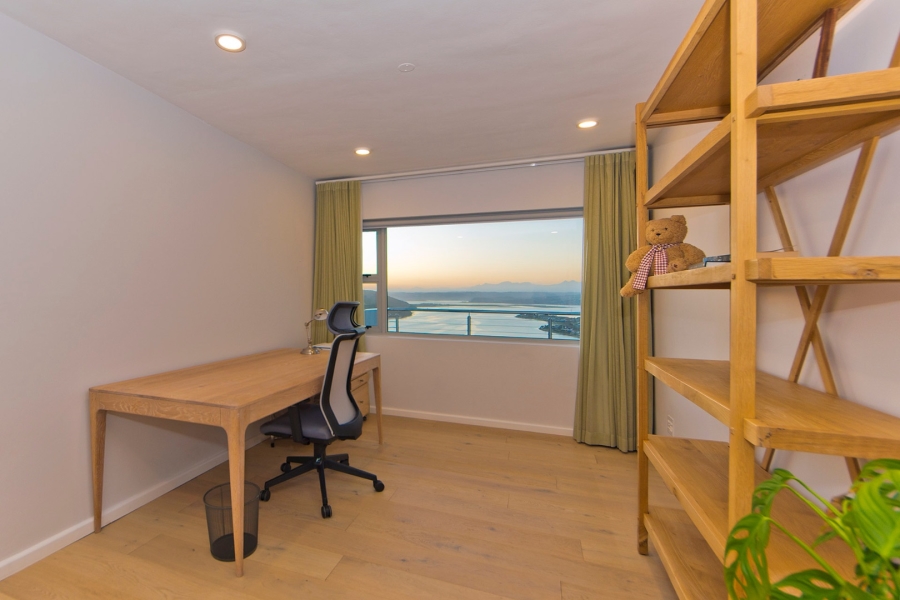 5 Bedroom Property for Sale in The Heads Western Cape